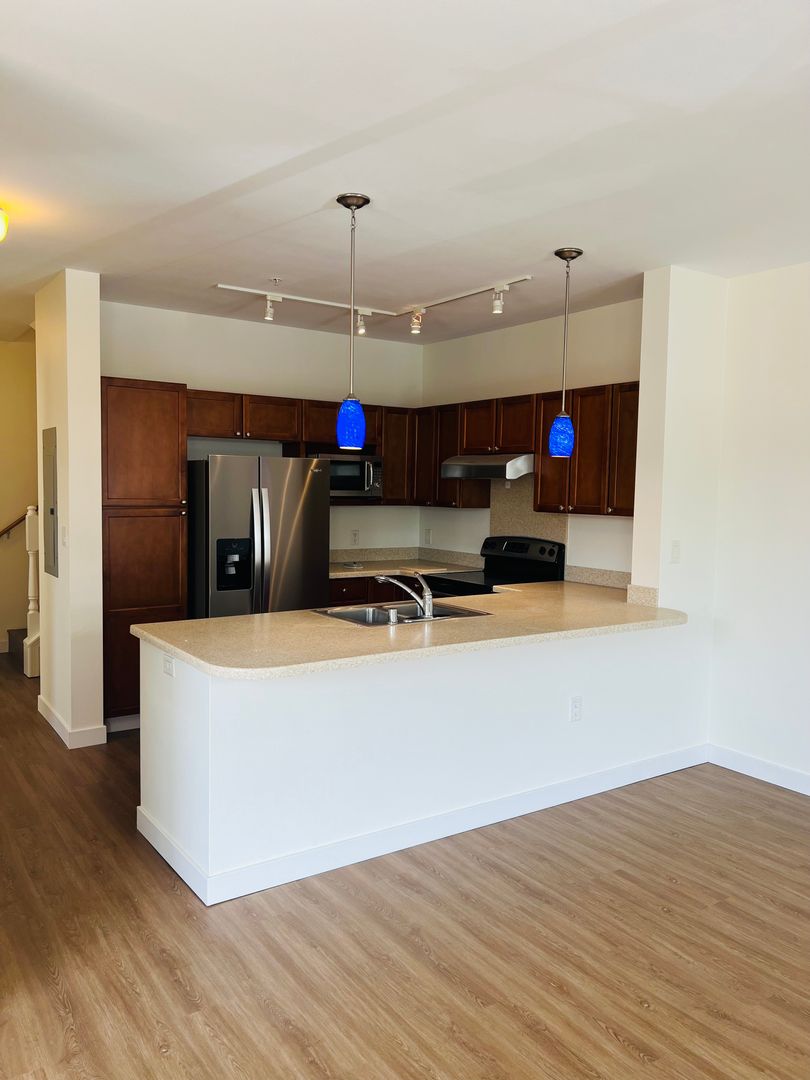 Lahaina Townhome: 15 E Kuu Aku Lane # 108