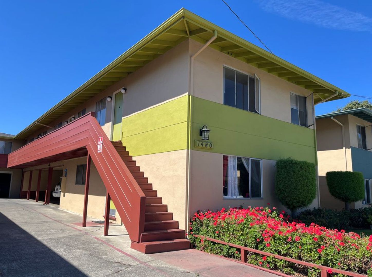 Redwood City Apartment: 1450-1480 Hess Road