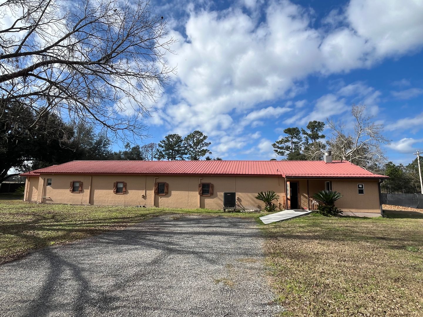 Live Oak House: 12610 US Hwy 129