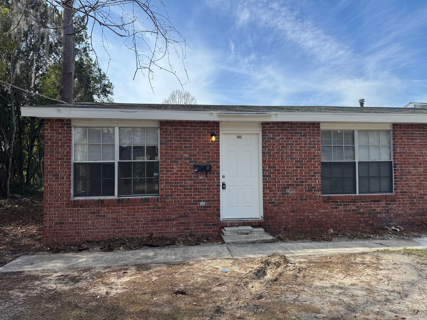 Lake City Apartment: Colburn & Lomond