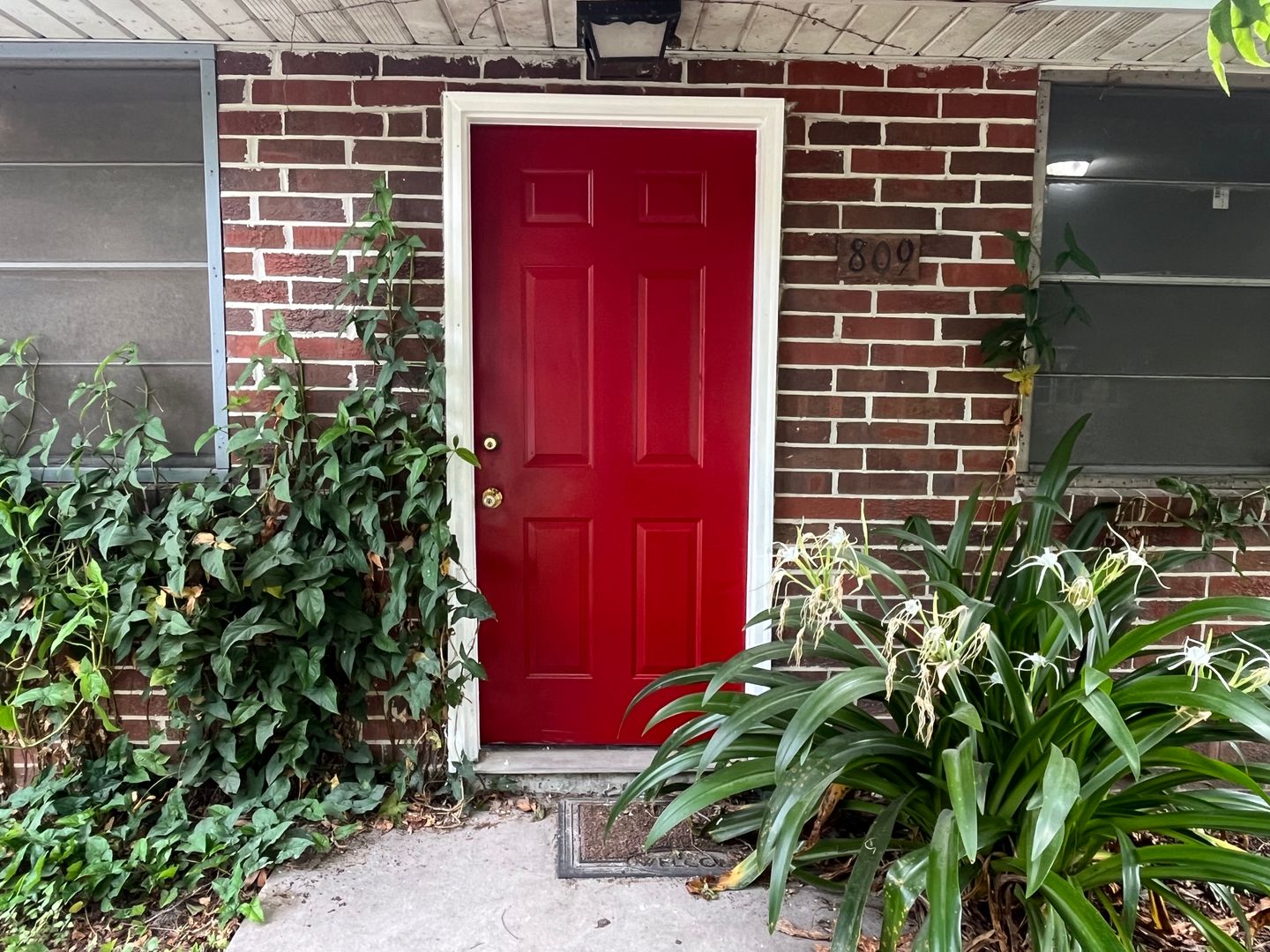 Floyd-McGee Apartments