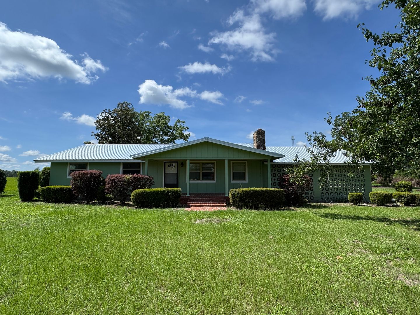 Live Oak House: 17588 County Road 136