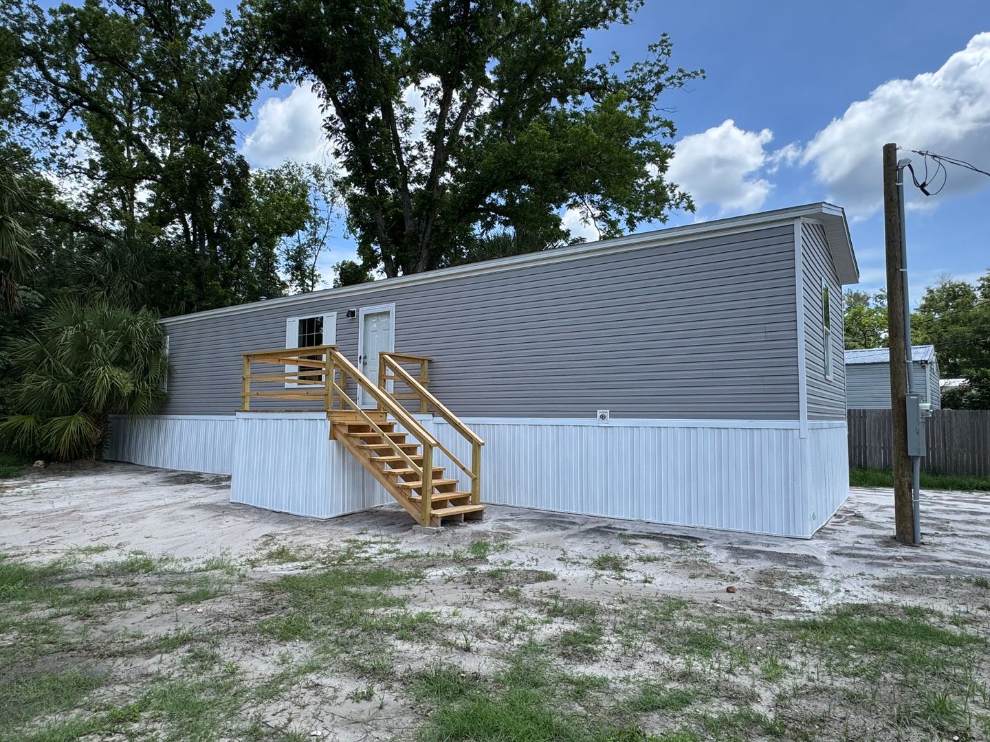 Live Oak House: 1114 5th St SW