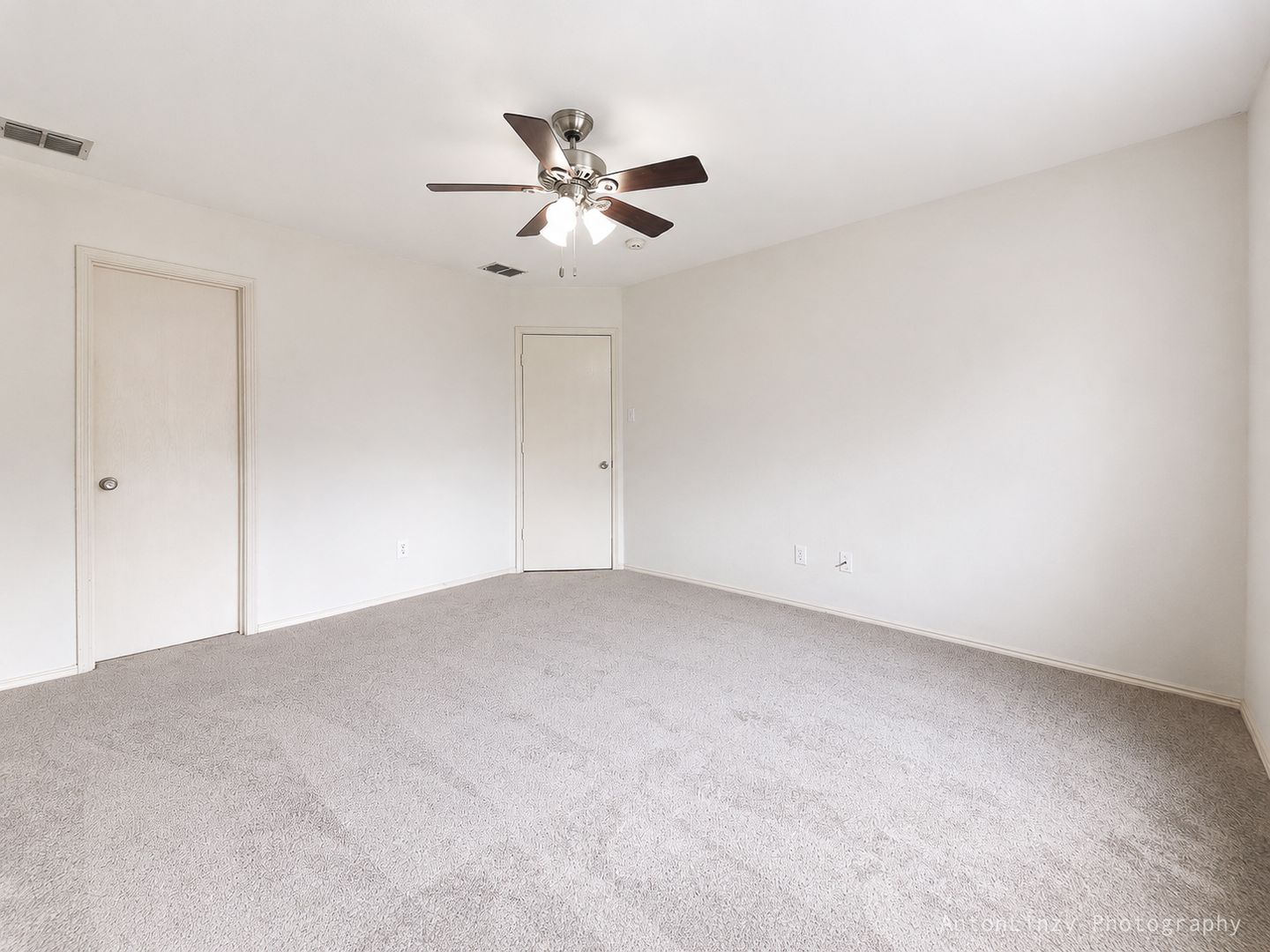 2374 Somerset Dr 12 of 12