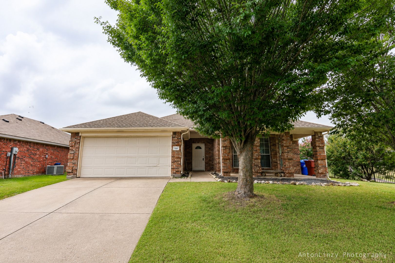 701 Orchid Blvd 2 of 12
