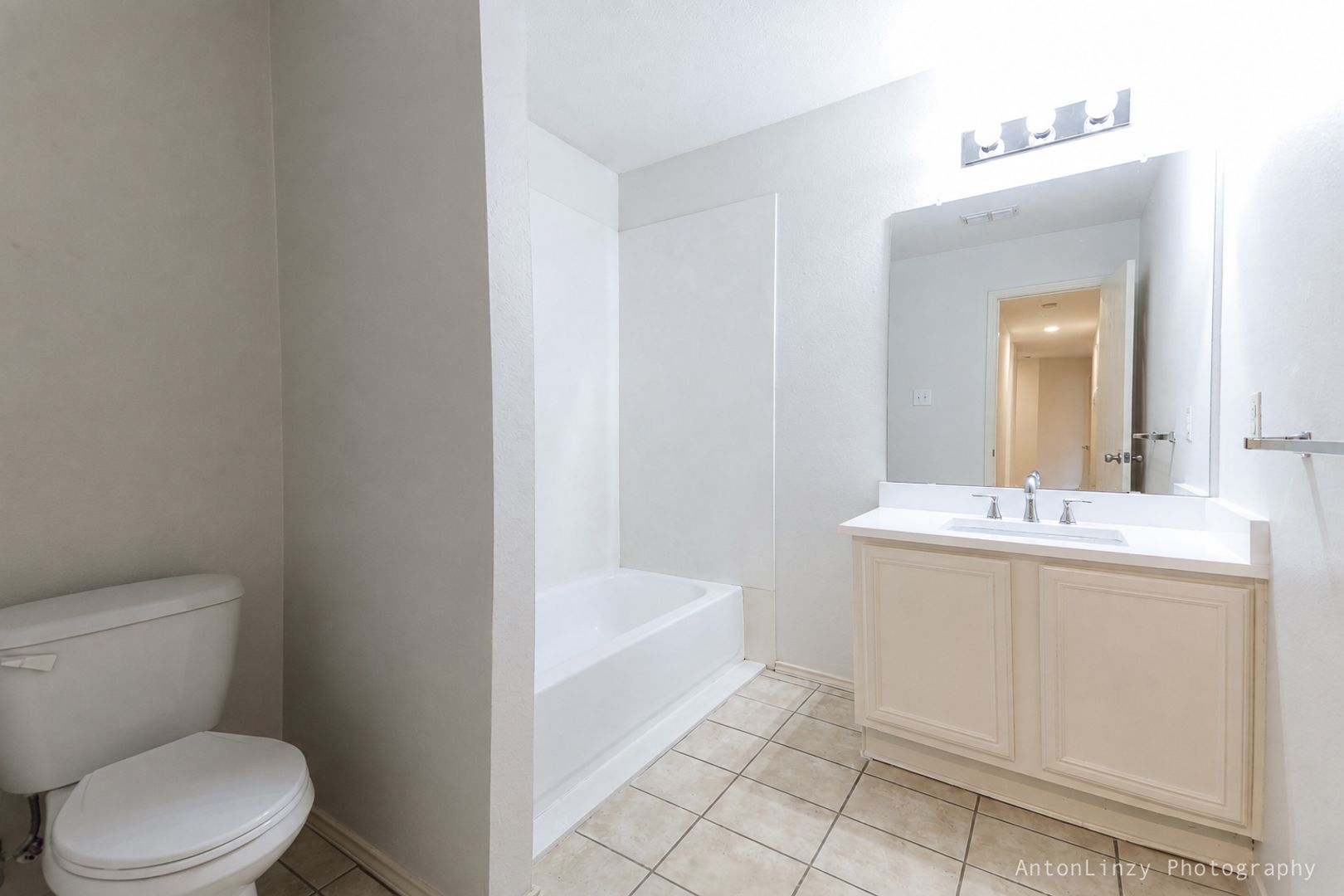 2374 Somerset Dr 10 of 12
