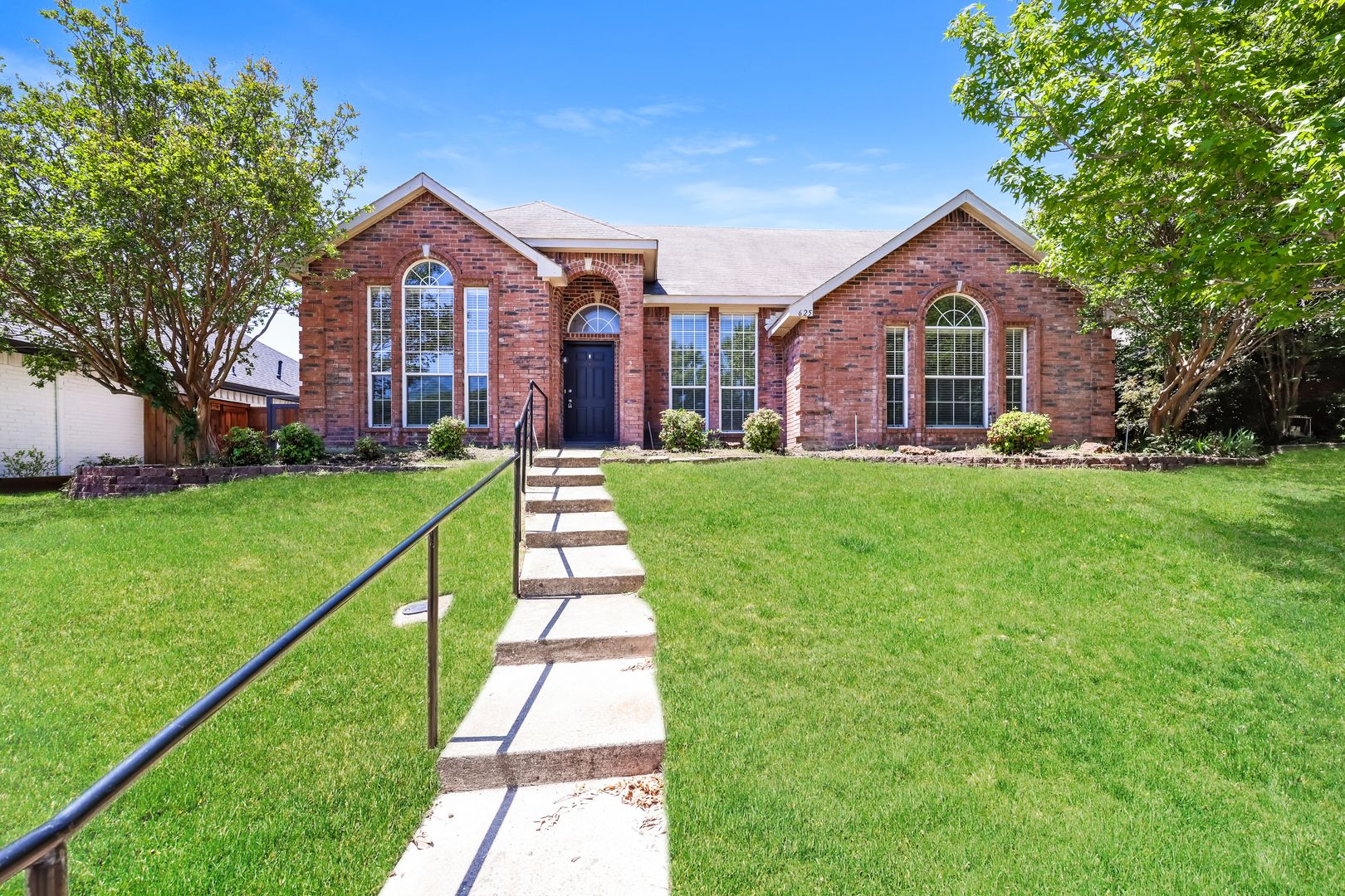 Rockwall House: 625 Primrose Ln