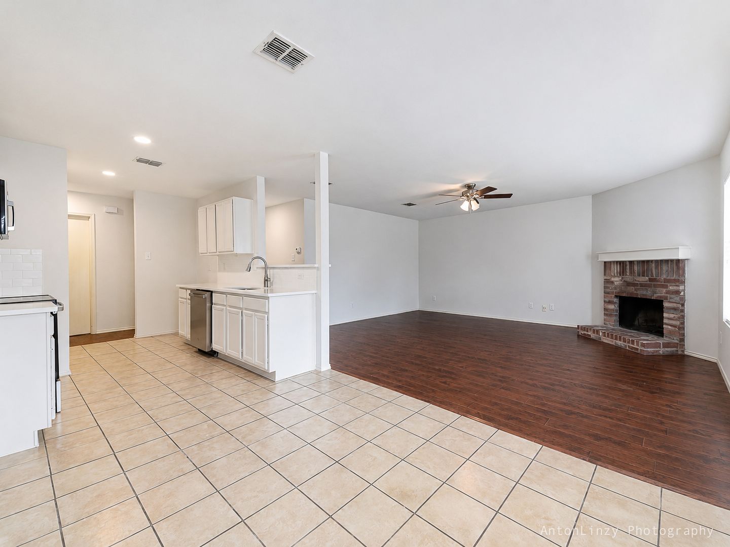 2374 Somerset Dr 7 of 12