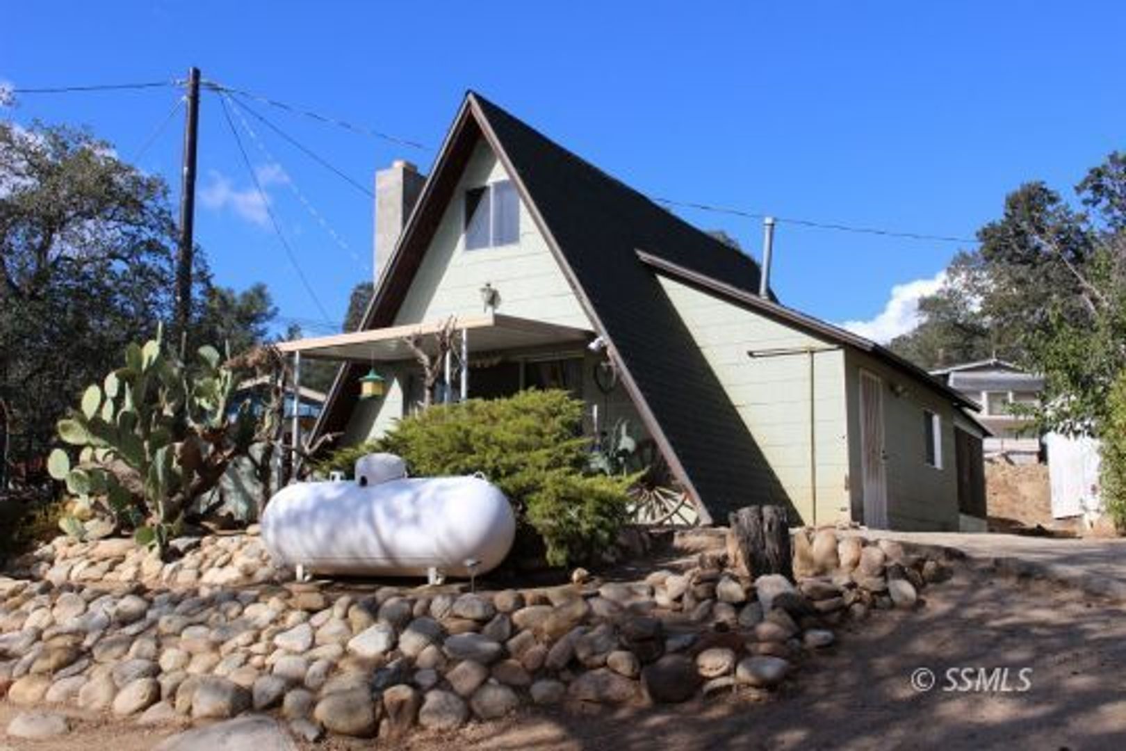 WOFFORD HEIGHTS House: 38 LAKEVIEW TERRACE