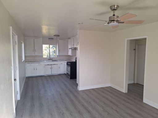 Updated 1 Bedroom Apartment with Modern Finishes — North Bakersfield, Pet Friendly! – photo 1