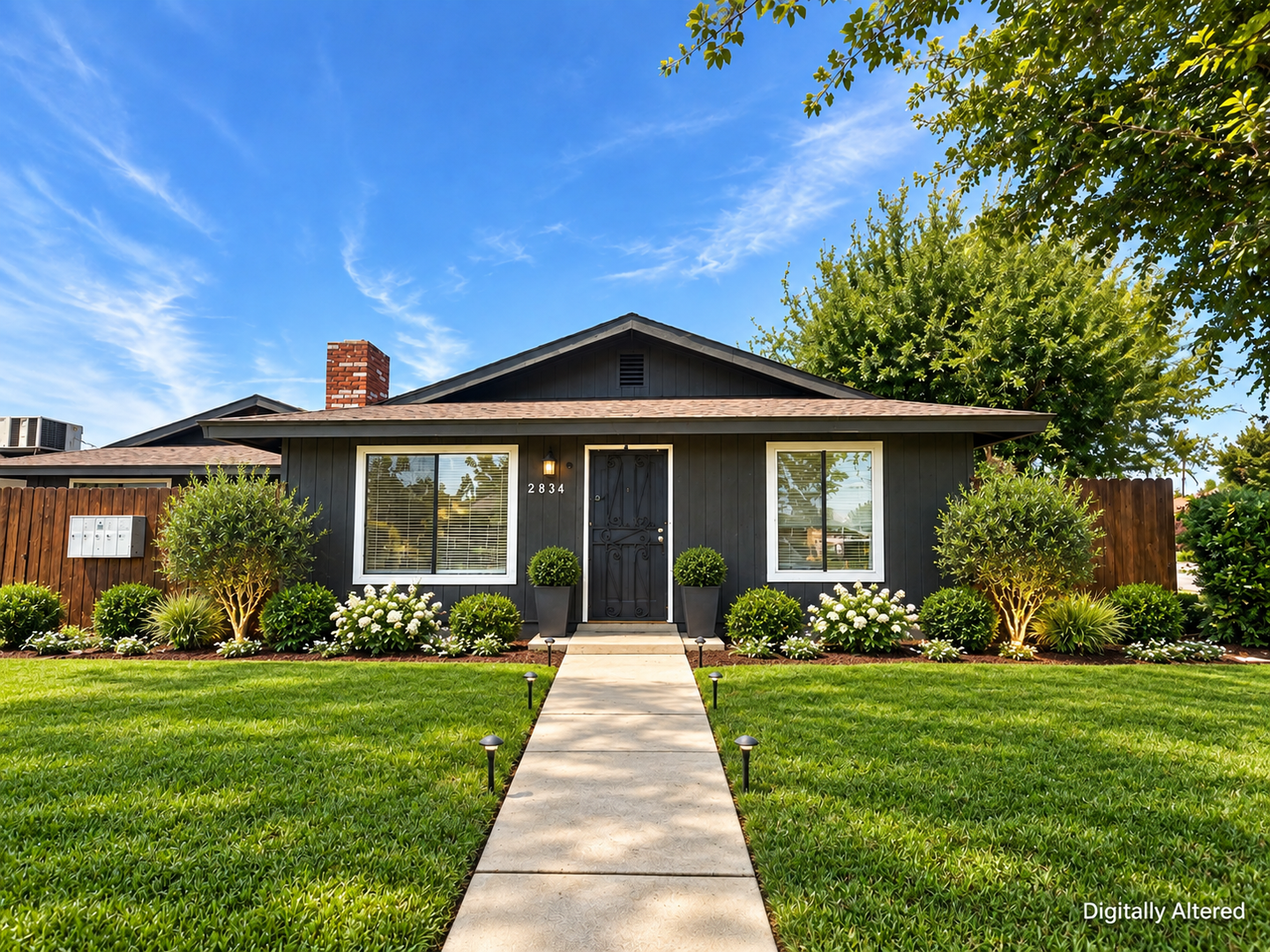 BAKERSFIELD Apartment: 2824 N. HALFMOON DR.