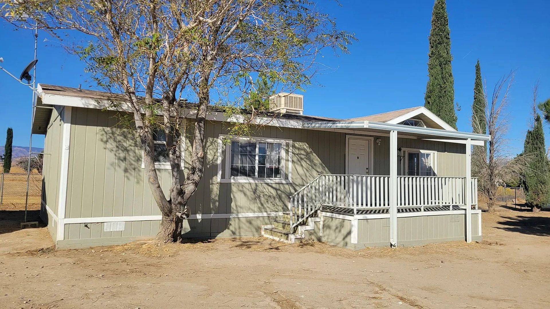LANCASTER House: 48911 289th W.