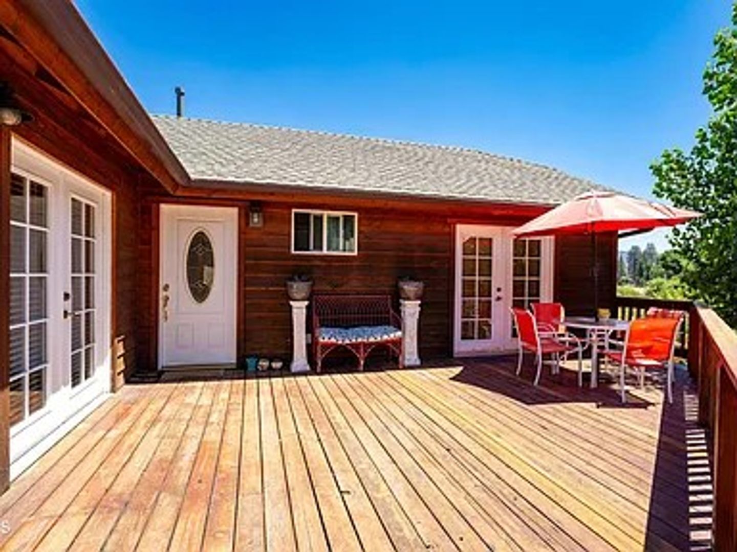 PINE MOUNTAIN CLUB House: 16509 OAKWOOD WAY