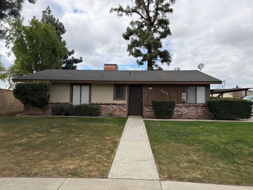 3 Bedroom apartment with 2 Reserved Patios, Vaulted Ceilings & Washer/Dryer Hookups – photo 1
