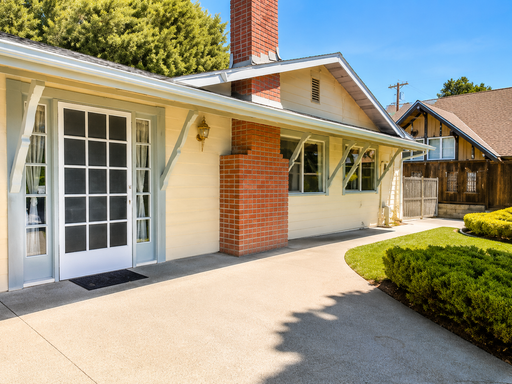 Move-In Ready Mountain Retreat with Garage Near Frazier Park & Los Padres Forest
