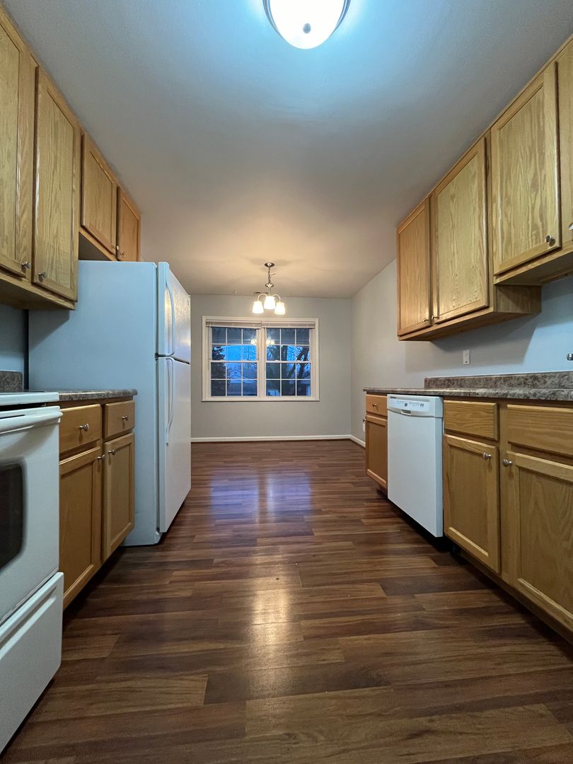 Warsaw Apartment: 1601 E Ft. Wayne Street