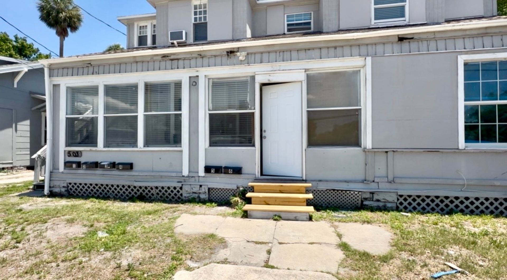 Daytona Beach Apartment: Ridgewood Avenue + Fairview