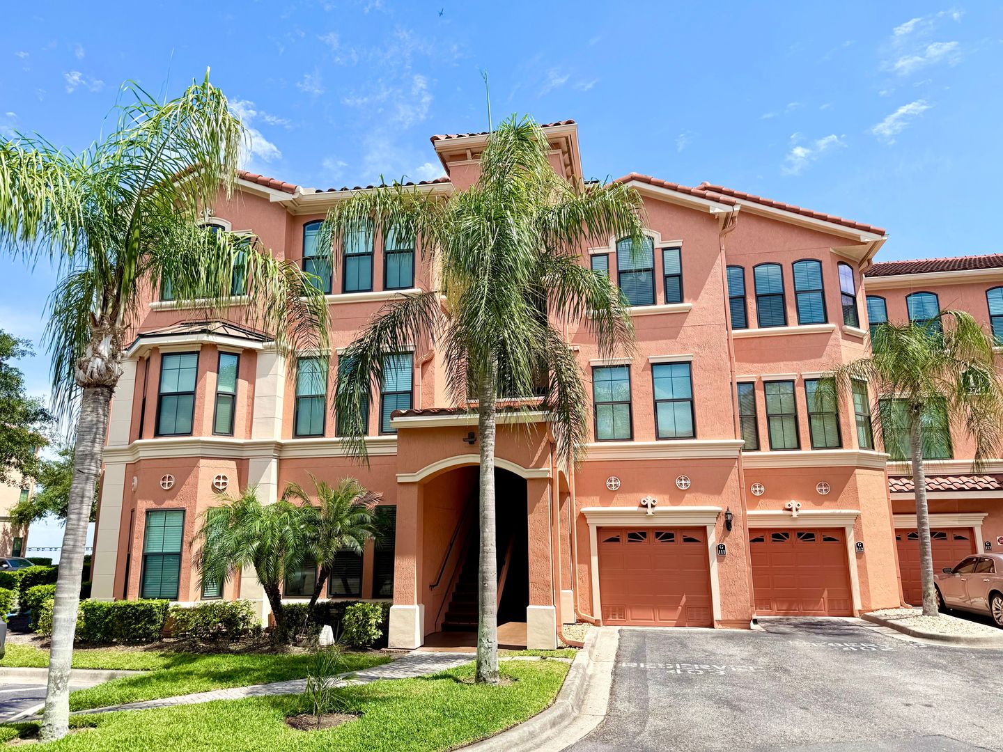 Clearwater Condo: 2747 Via Capri #1126