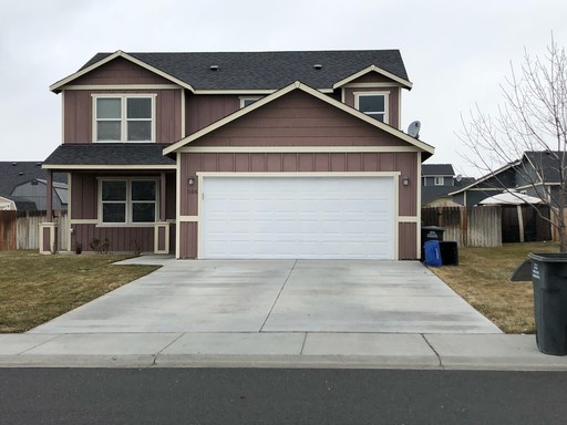 4 Bedroom 2.5 Bath with 2 car garage