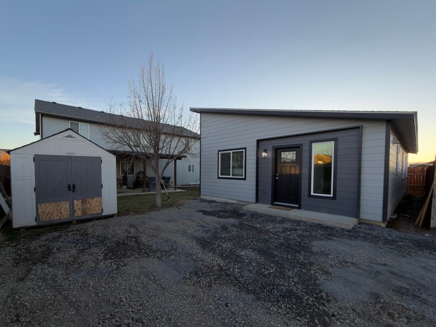 Quincy House: 121 G St NE