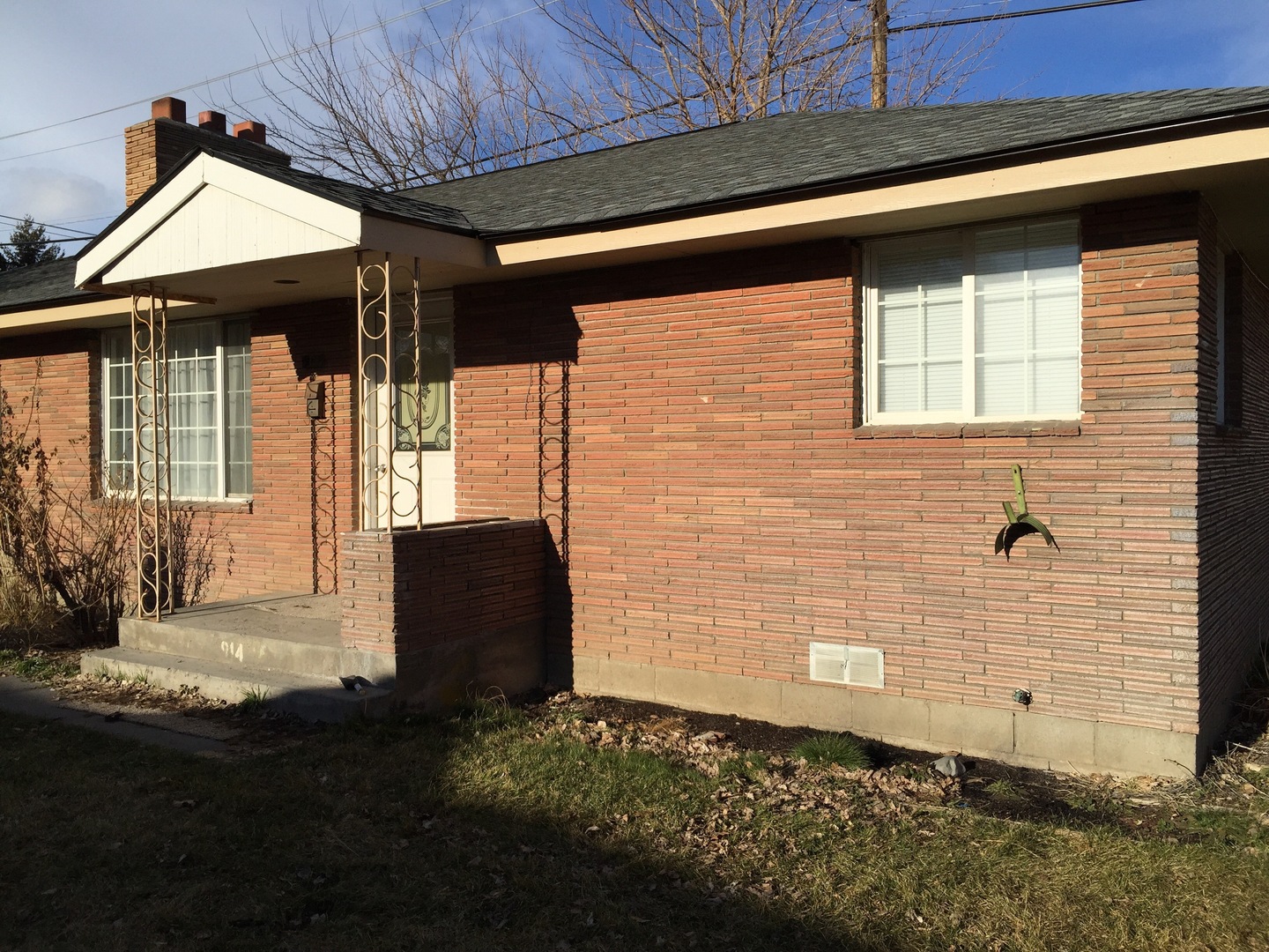 Ephrata House: 910 C ST SW