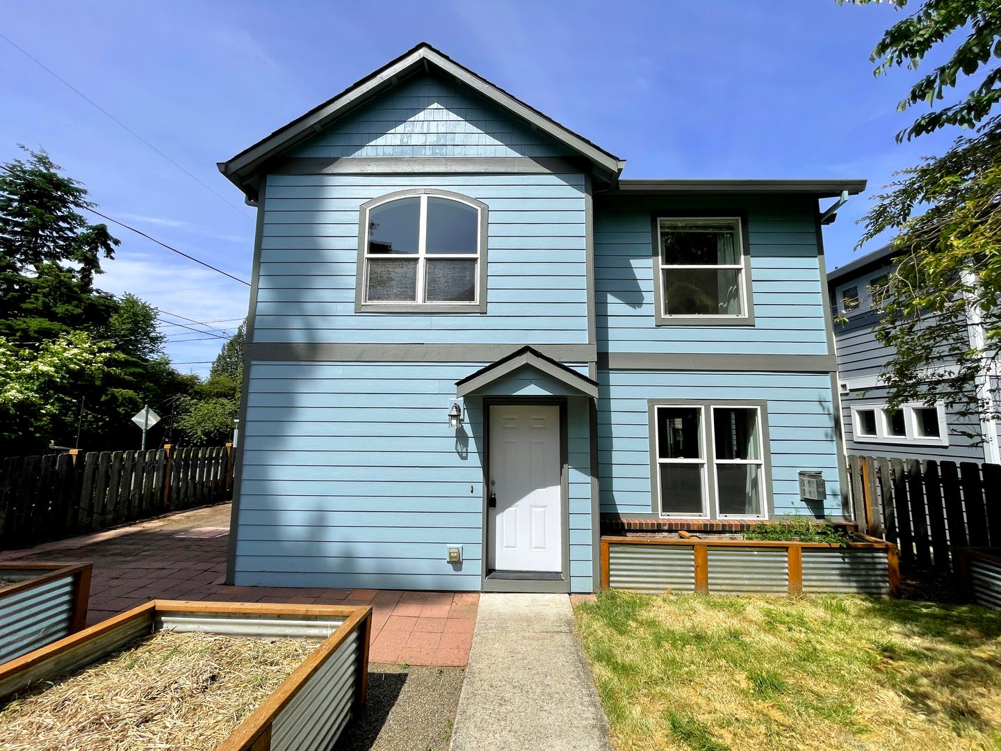 Portland House: 9322 N Macrum Ave