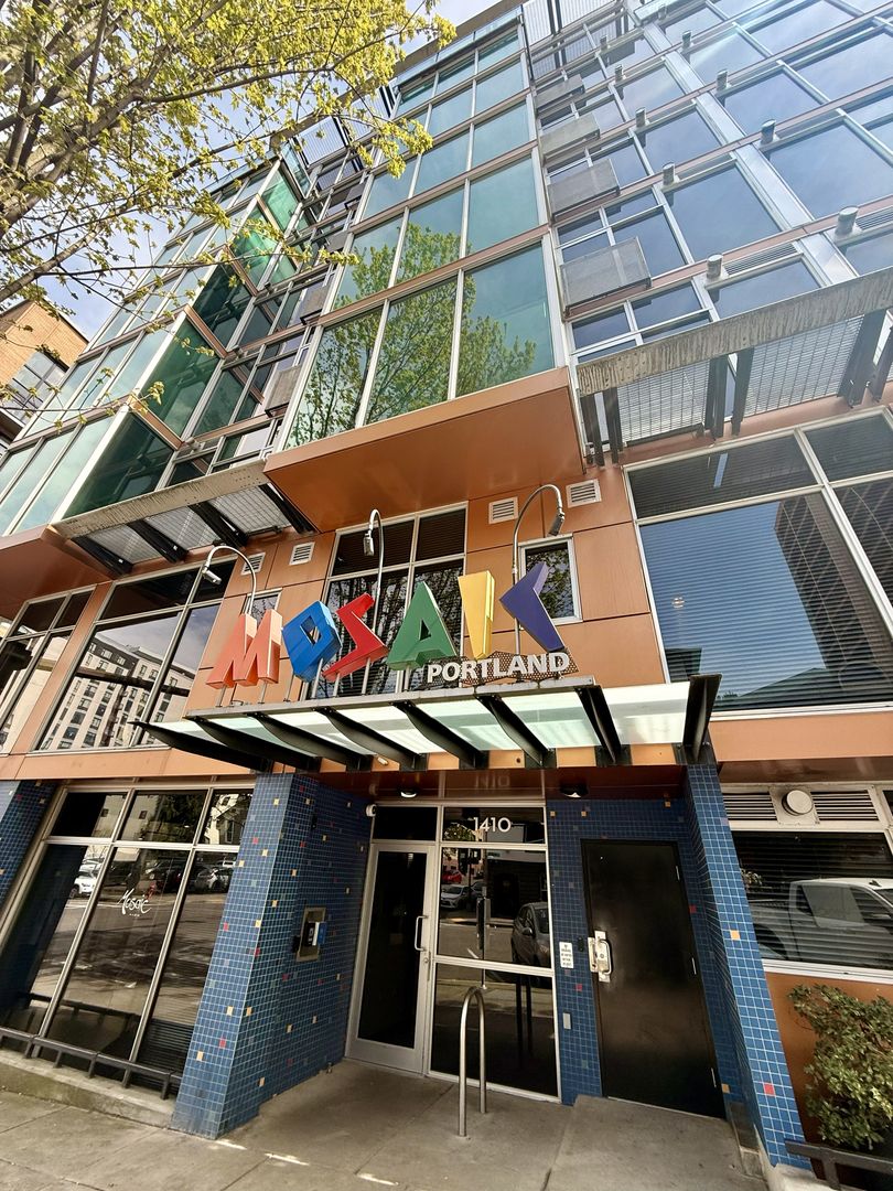 Portland Condo: 1410 SW 11th Ave #803