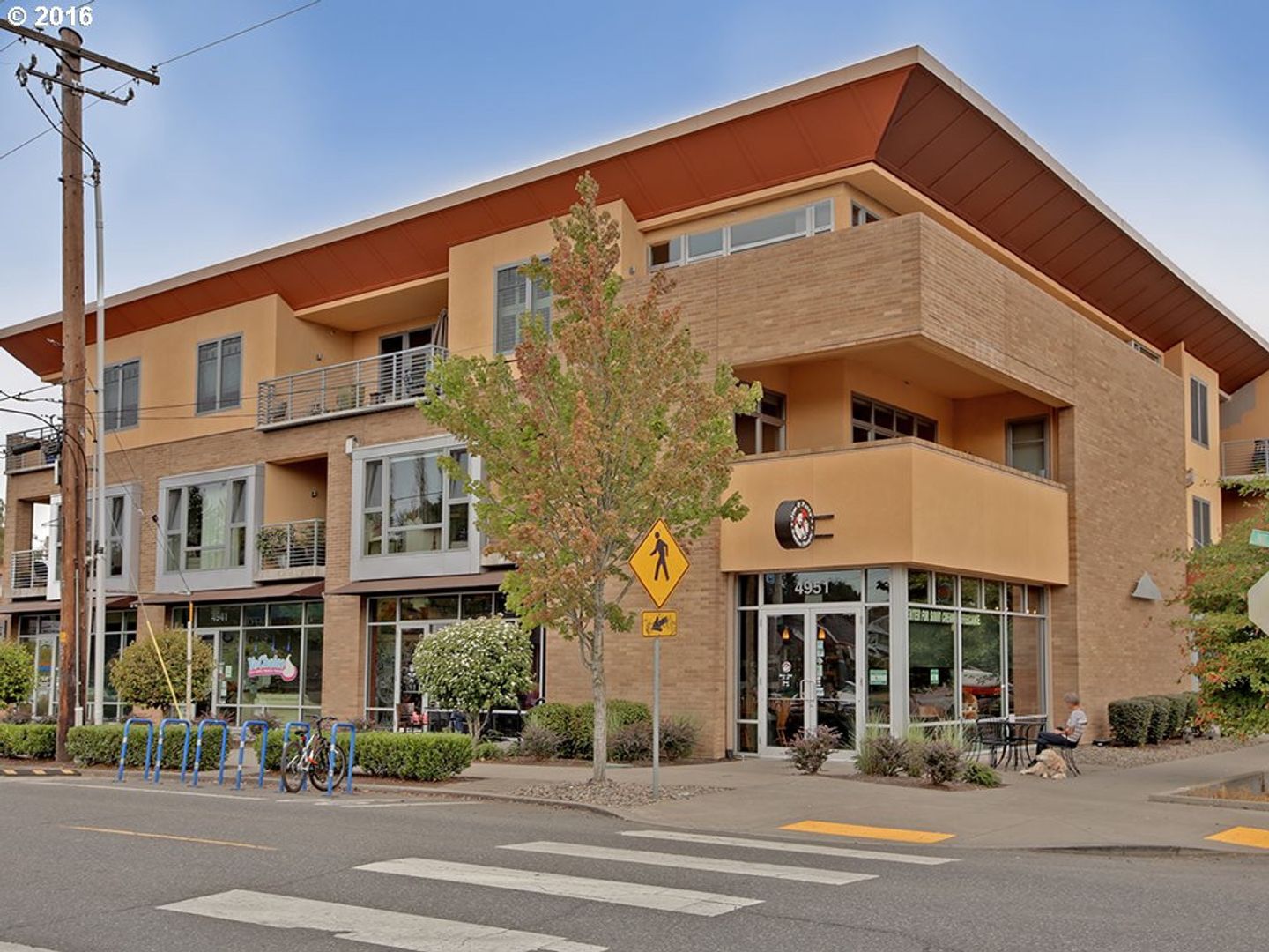 Portland Condo: 3525 NE 50th Avenue