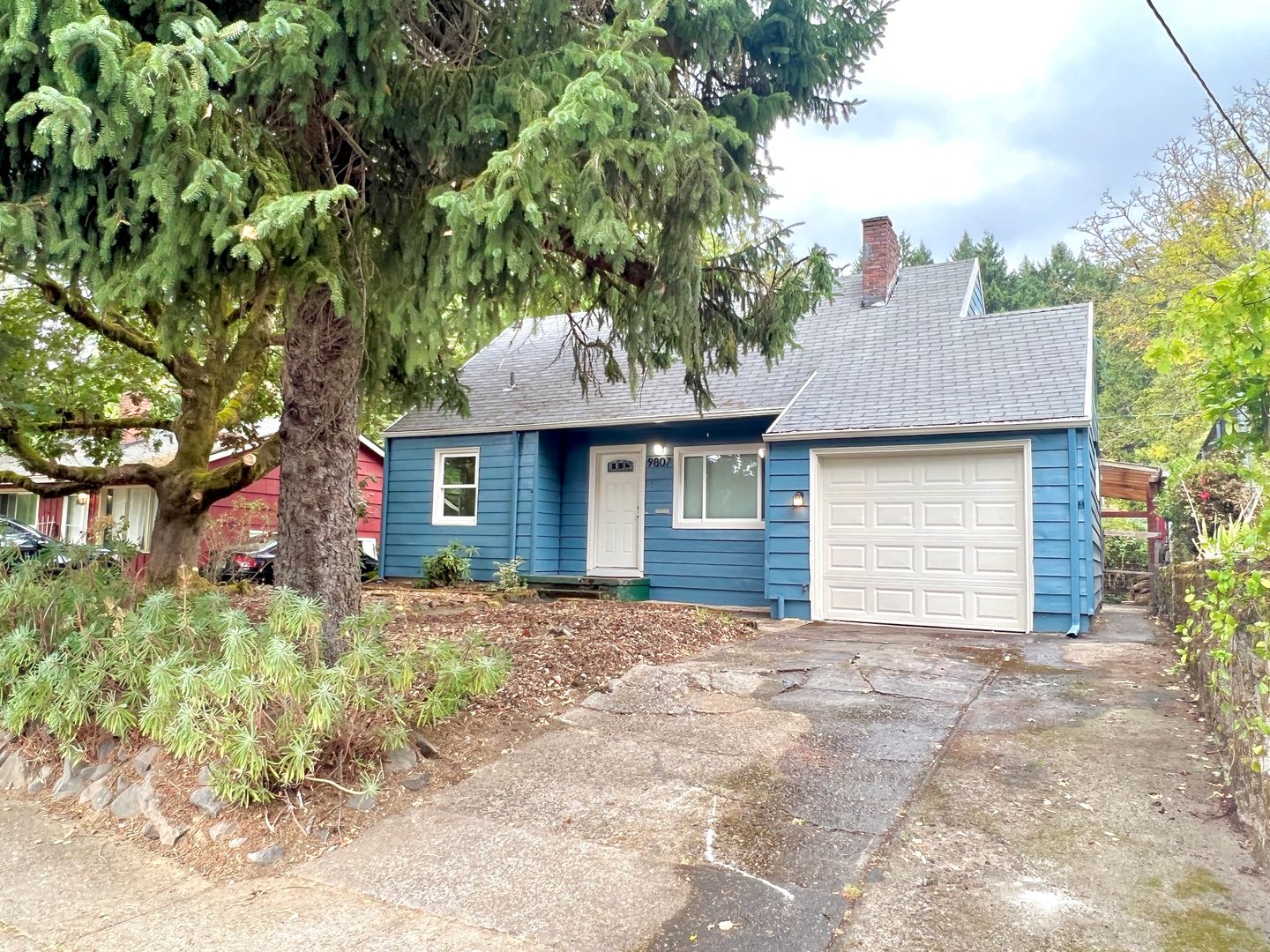 Portland House: 9807 N. Smith St.