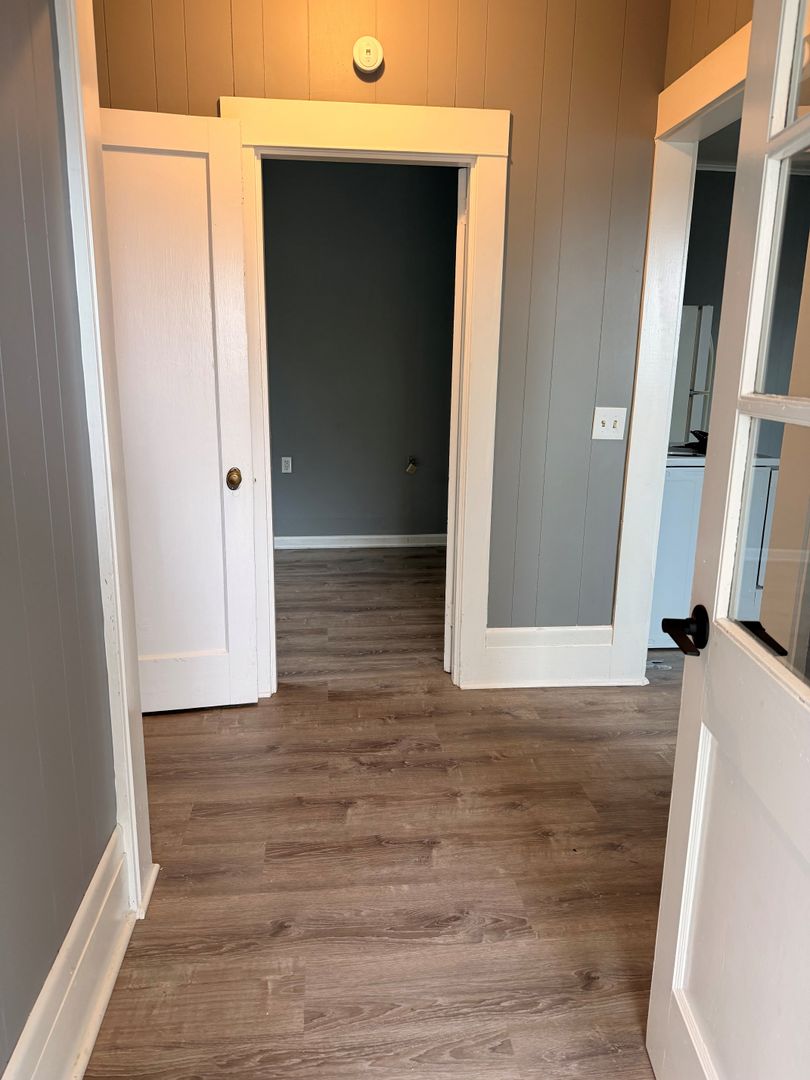 Astoria Apartment: 386/390/400 W. Marine Drive