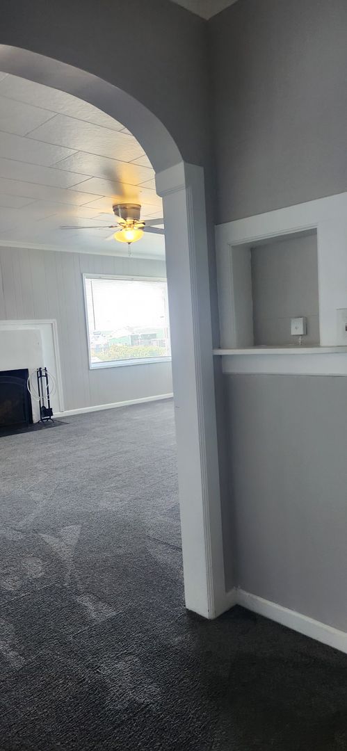 Astoria Apartment: 386/390/400 W. Marine Drive
