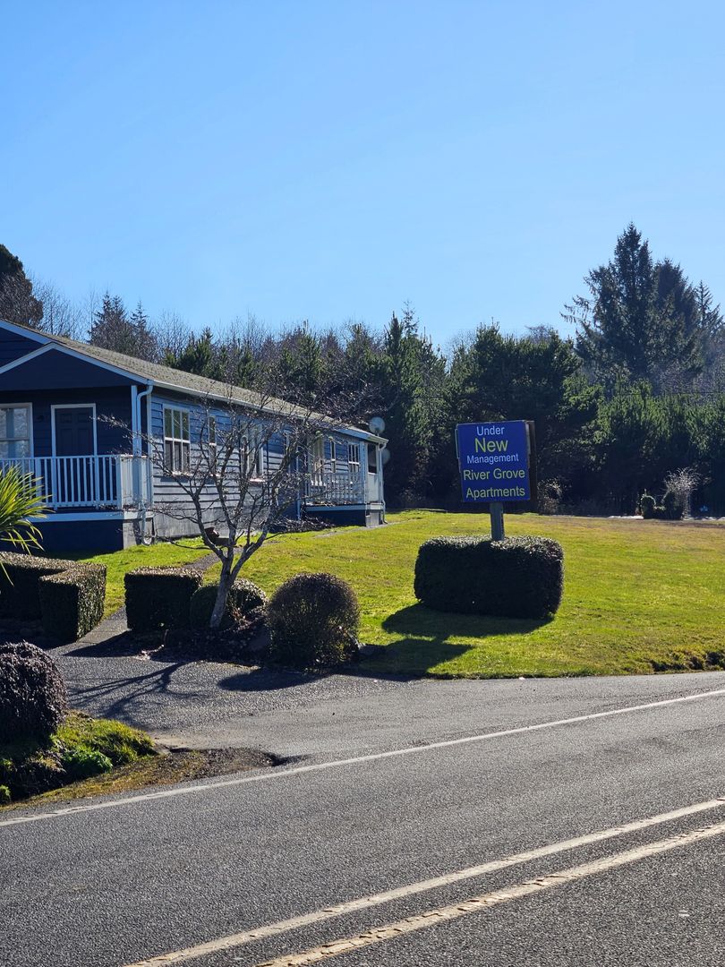 Astoria Apartment: 91817 Highway 202