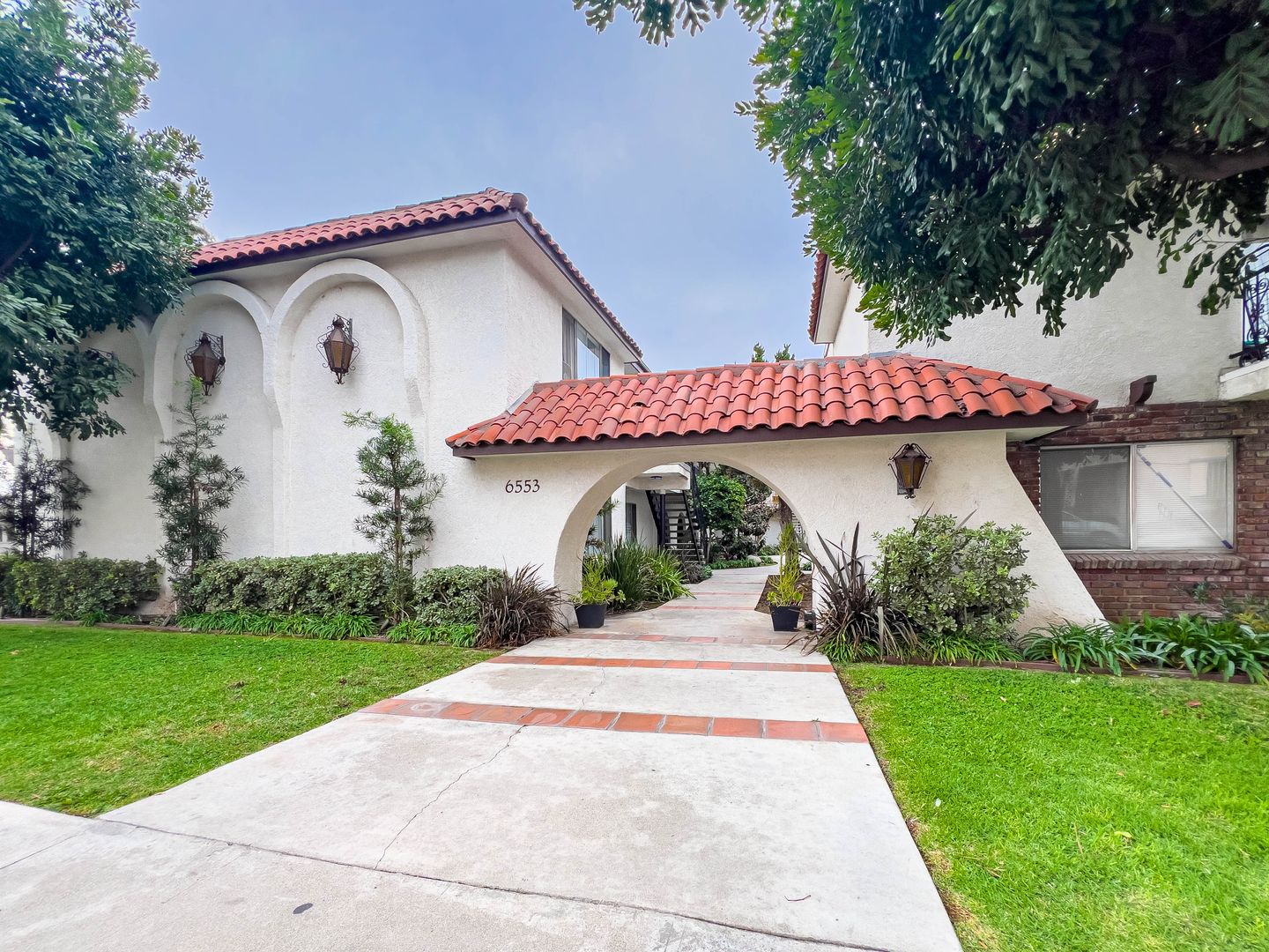 Whittier Apartment: 6553 Newlin Ave