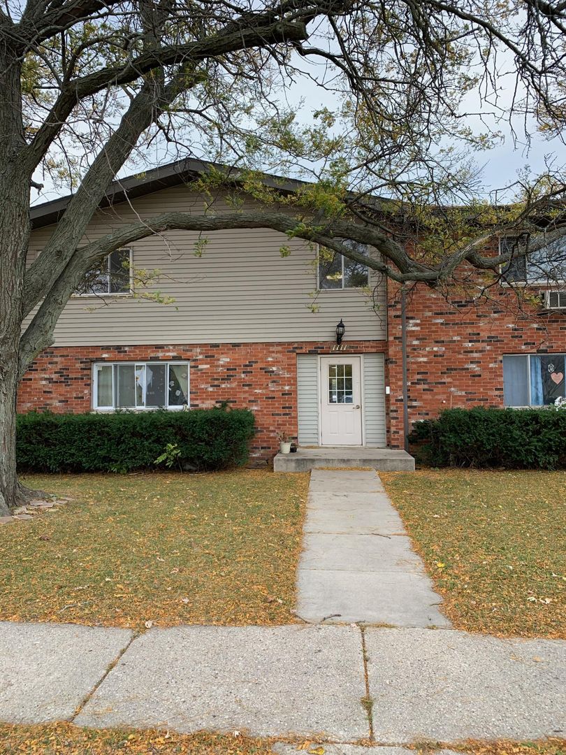 Belvidere Apartment: 1019 6th St