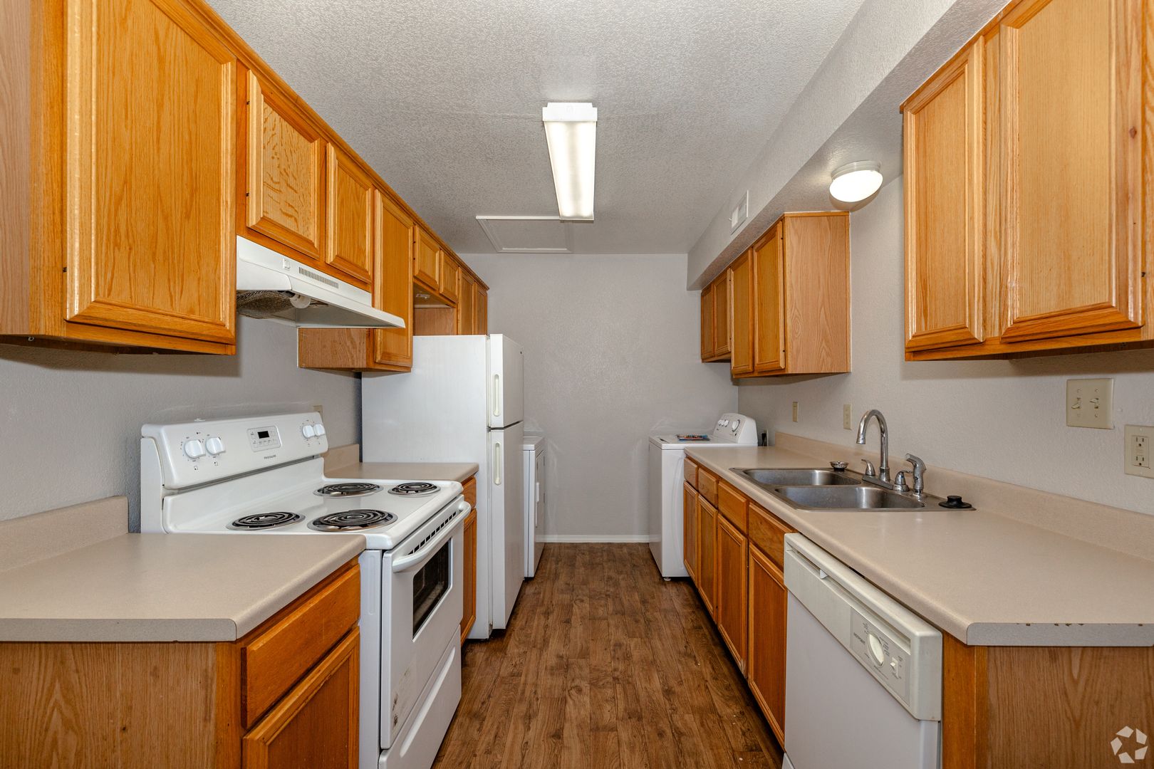 McPherson Apartment: 1715 N Main St