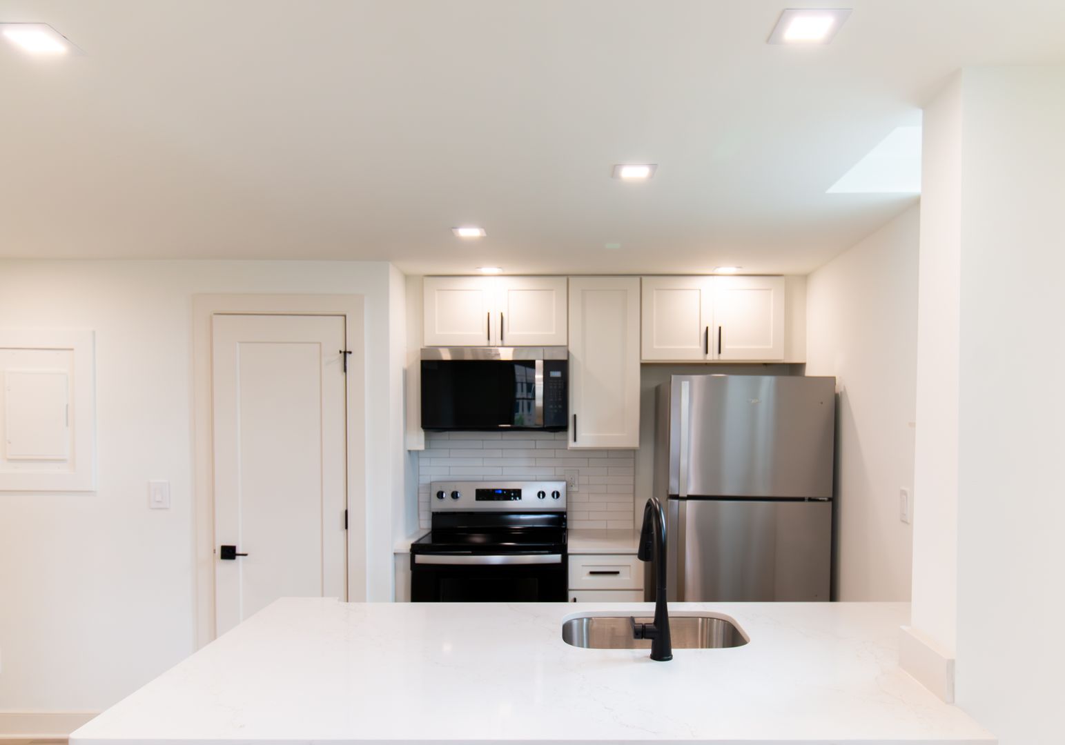 Easton Apartment: 5 N 3rd Street