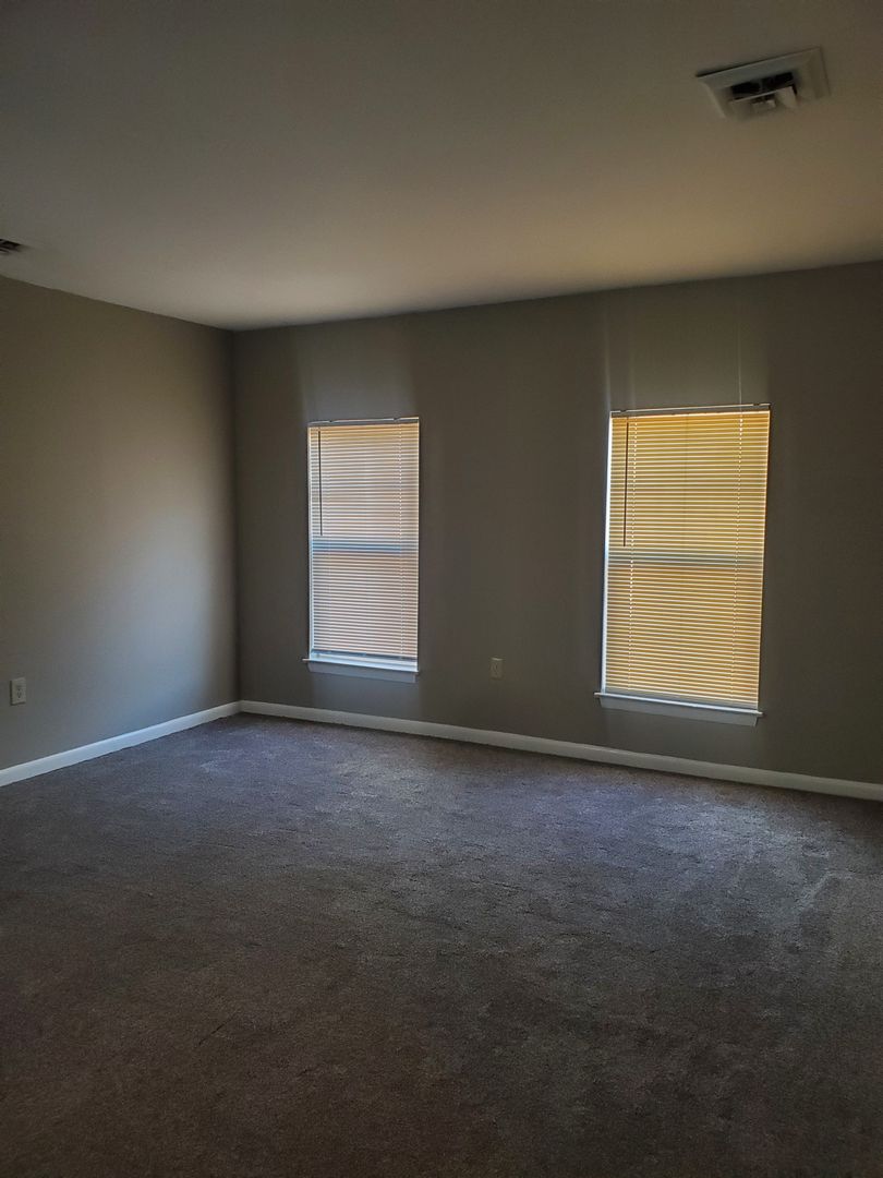 Harrisburg Apartment: 200 South Court Street