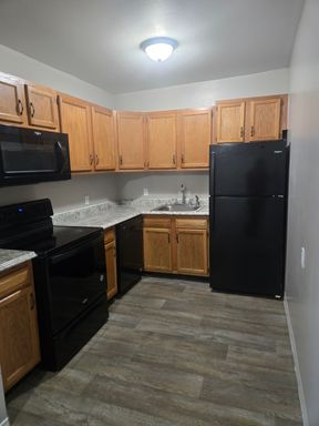 Modern, Renovated and Spacious Apartments