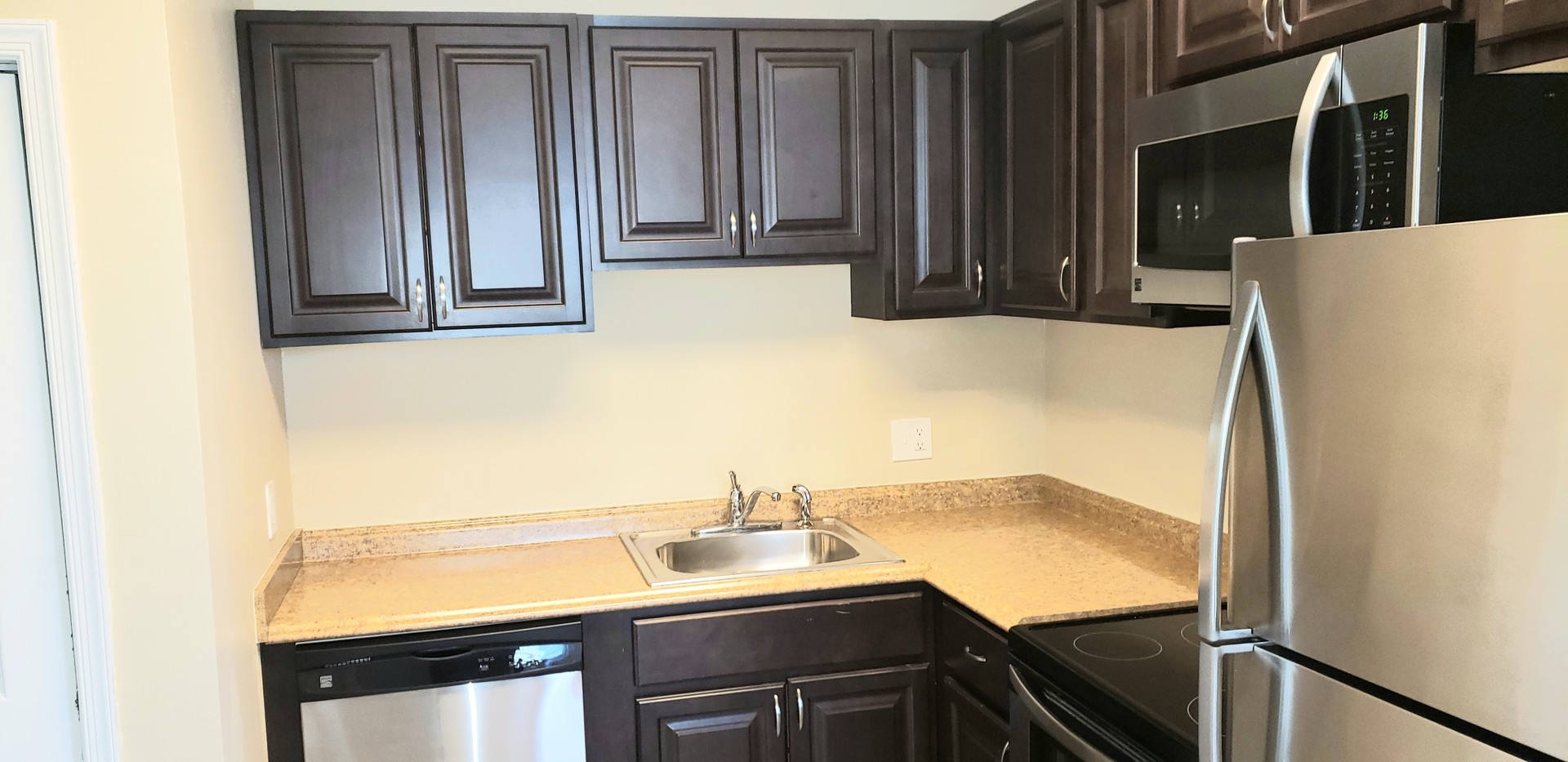 Easton Apartment: 5 N 3rd Street