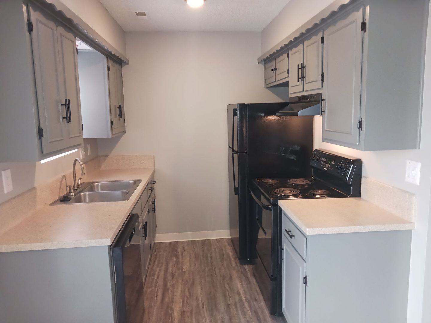 Wichita Apartment: 2510 E. Pawnee