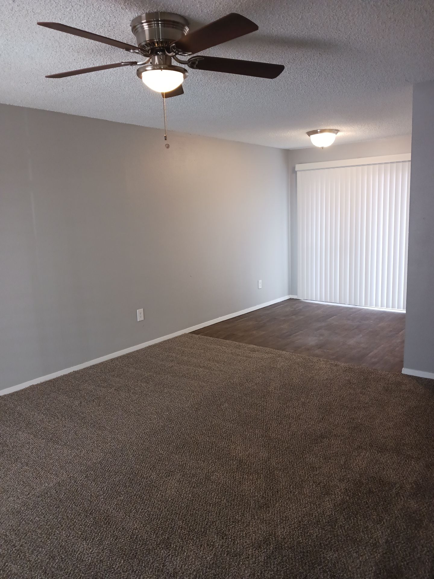 Wichita Apartment: 2355 E. Pawnee