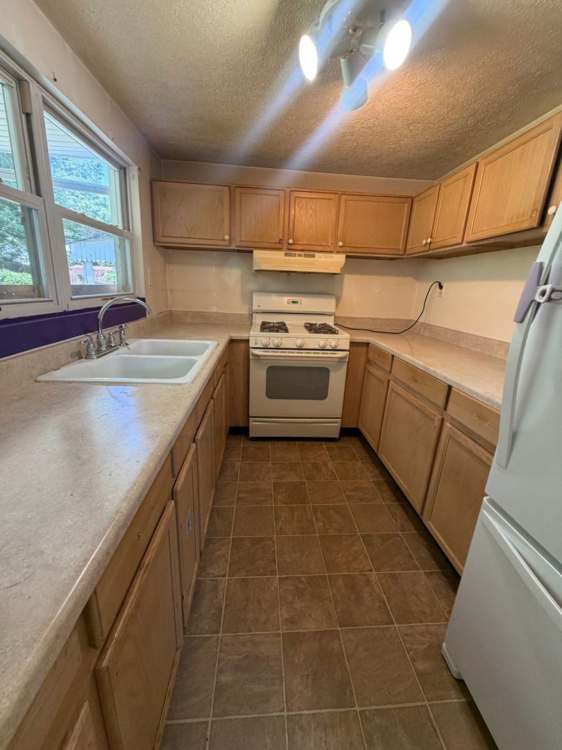 Washington House: 67 Seminole Ave