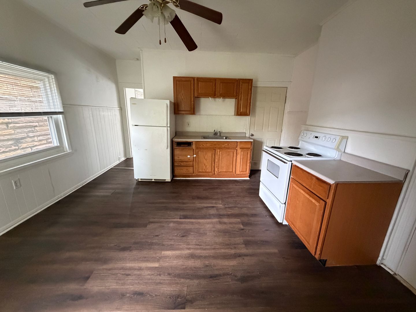 Monongahela Apartment: 1109-1111 Chess St.