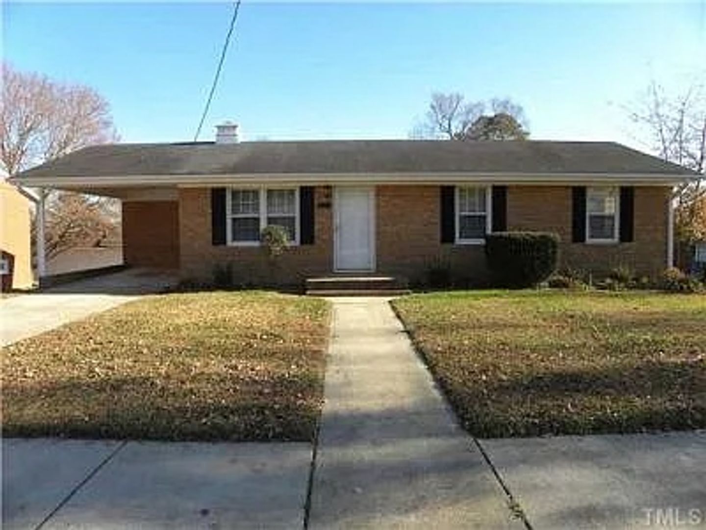 Clayton House: 537 N Oneil St