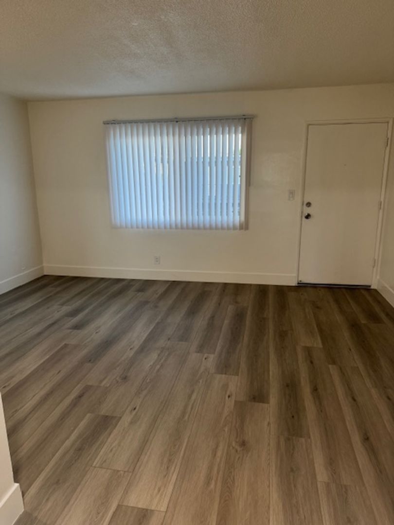 property for rent #1