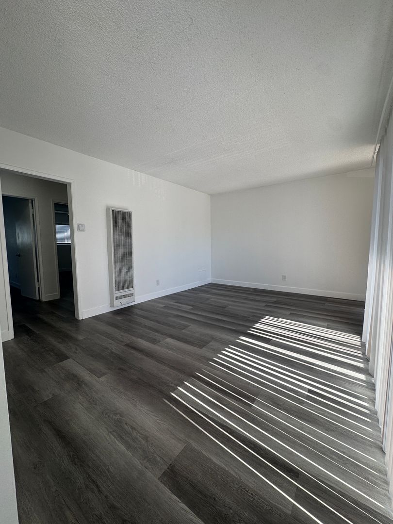 property for rent #4