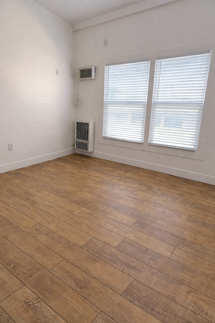 property for rent #7