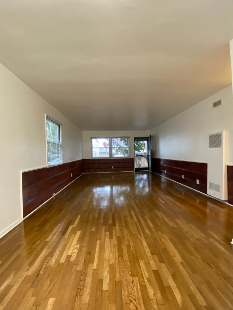 property for rent #4