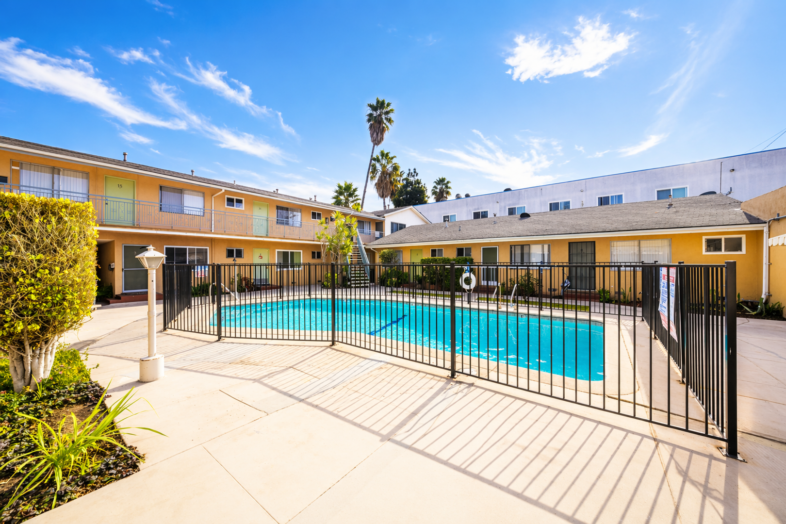 Inglewood Apartment: 803 Java Street