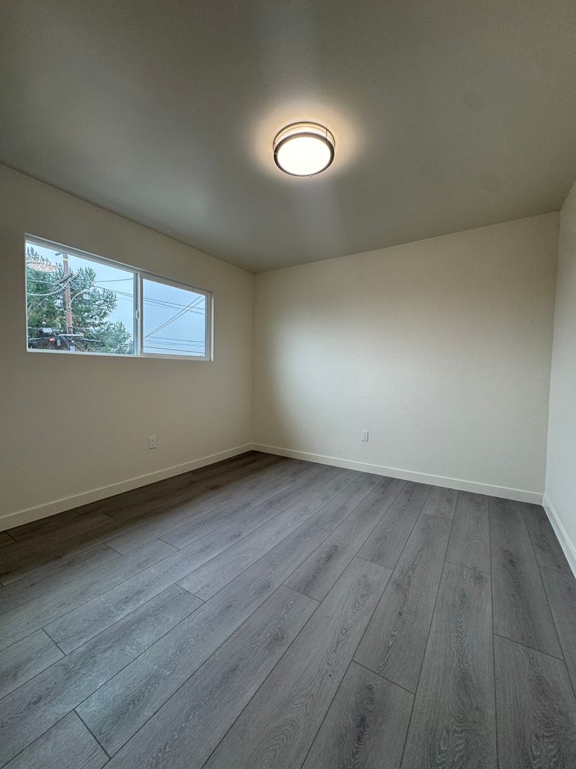 property for rent #7